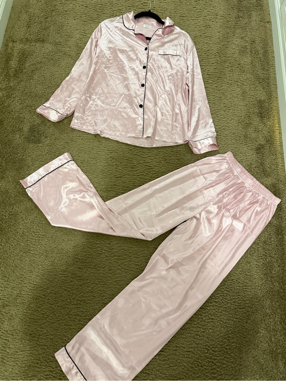 SWOMOG Pink Satin 2 Piece Pajama Set Size Small